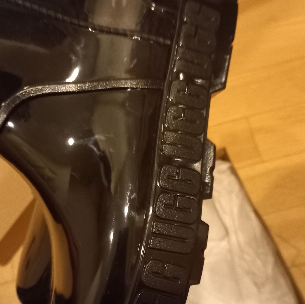 Ugg rain boots